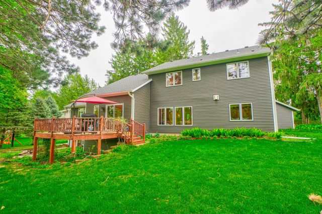 1005 Spruce Drive, Hudson, WI 54016