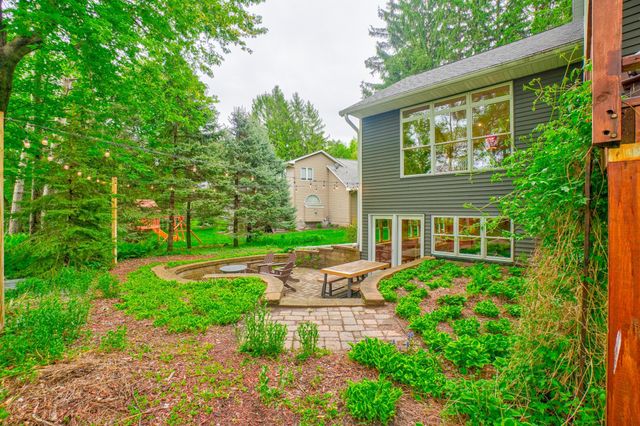 1005 Spruce Drive, Hudson, WI 54016