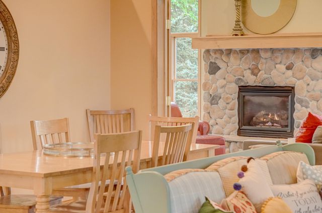 1005 Spruce Drive, Hudson, WI 54016
