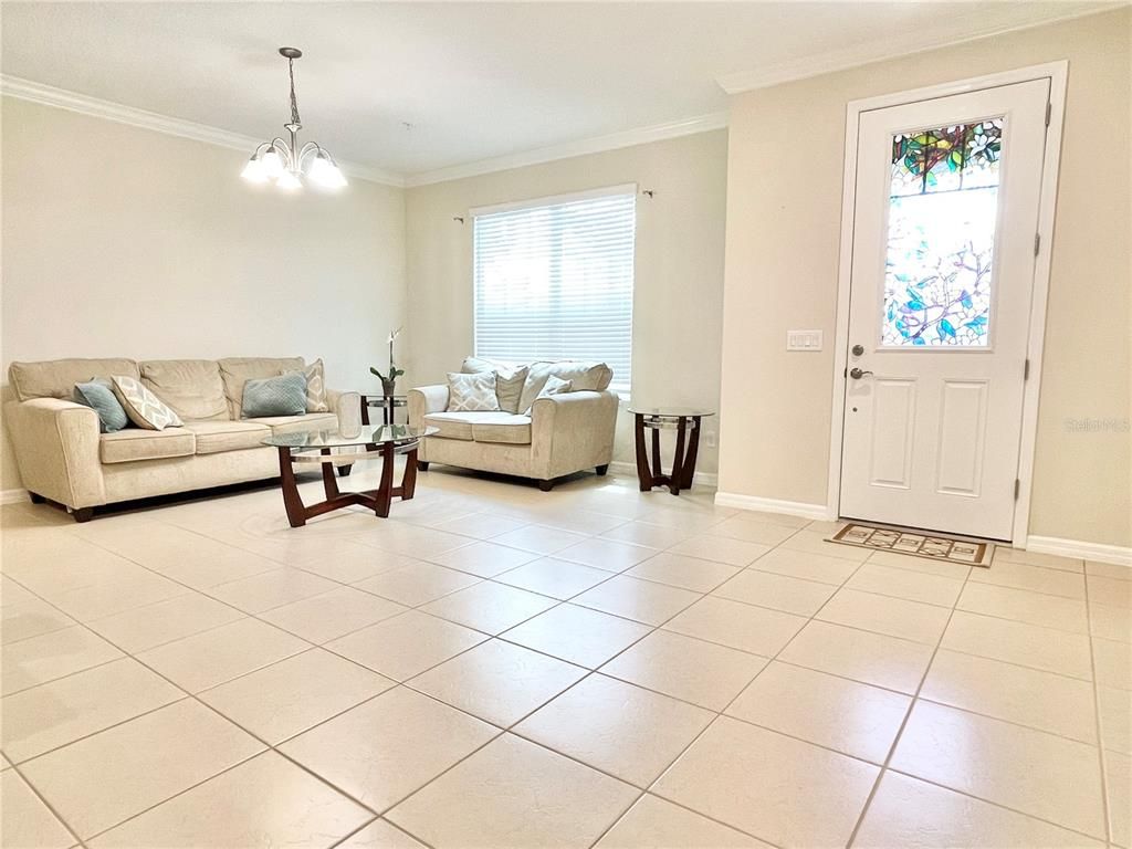 Image 6 of property listing at 9475 RANDAL PARK BOULEVARD, Orlando, FL 32832