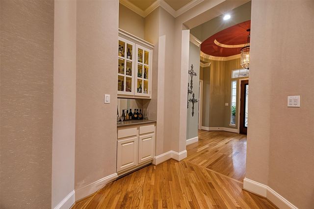 7715 Old Tree Court, Sugar Land, TX 77479