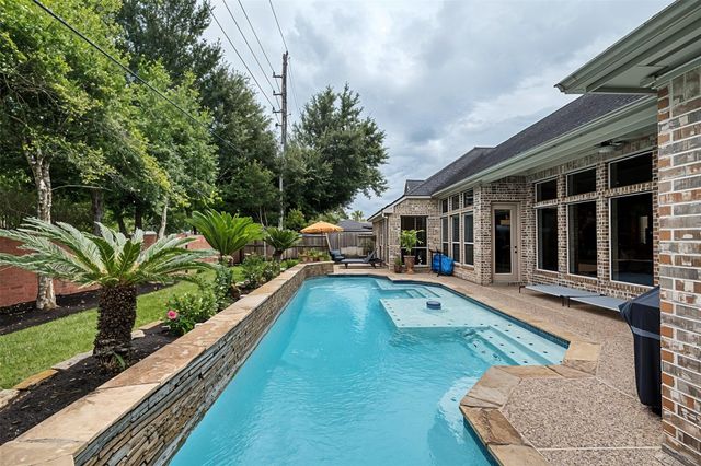 7715 Old Tree Court, Sugar Land, TX 77479