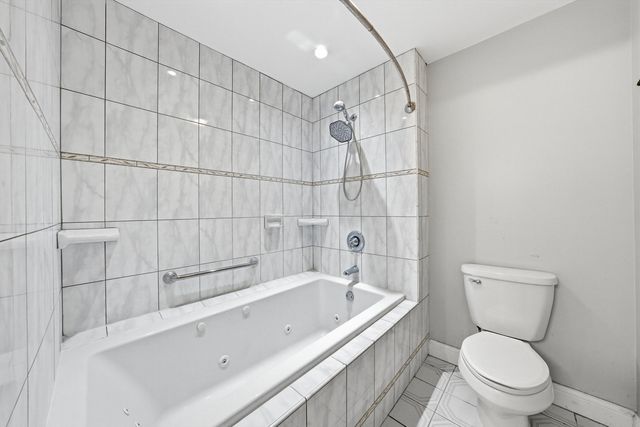 1 Longwood Way, Lemont, IL 60439