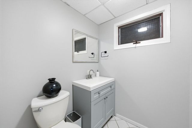 1 Longwood Way, Lemont, IL 60439