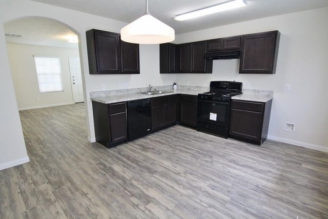 5454 Quail Cove Lane, Houston, TX 77053