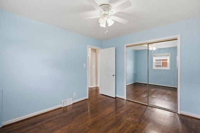 31272 Burton Street, Saint Clair Shores, MI 48082