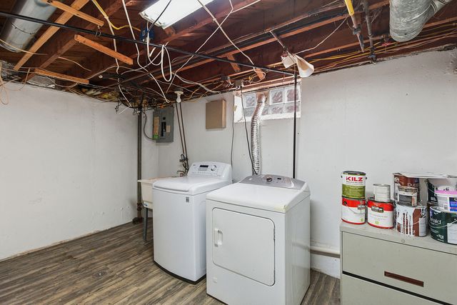 31272 Burton Street, Saint Clair Shores, MI 48082