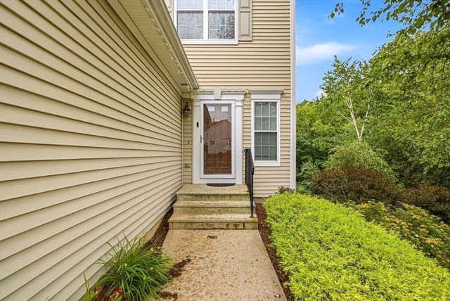 46 Tulip Cir. 46, Grafton, MA 01560