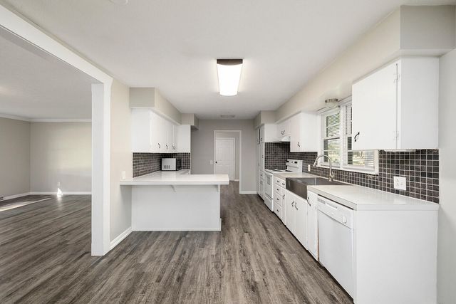 6259 West Republic Road, Brookline, MO 65619