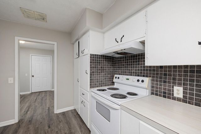 6259 West Republic Road, Brookline, MO 65619