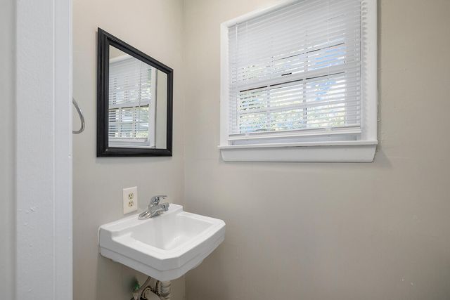 6259 West Republic Road, Brookline, MO 65619