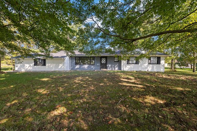 6259 West Republic Road, Brookline, MO 65619