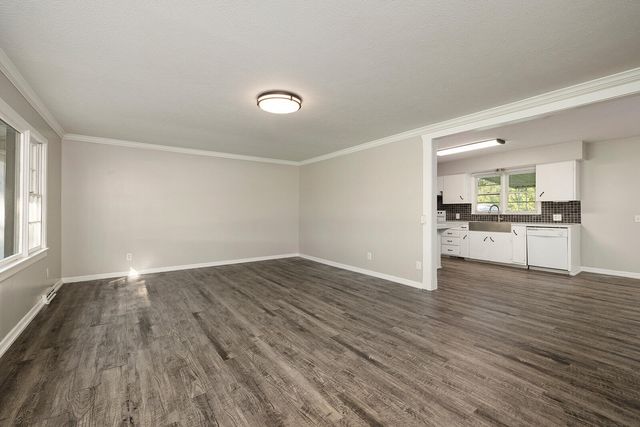 6259 West Republic Road, Brookline, MO 65619