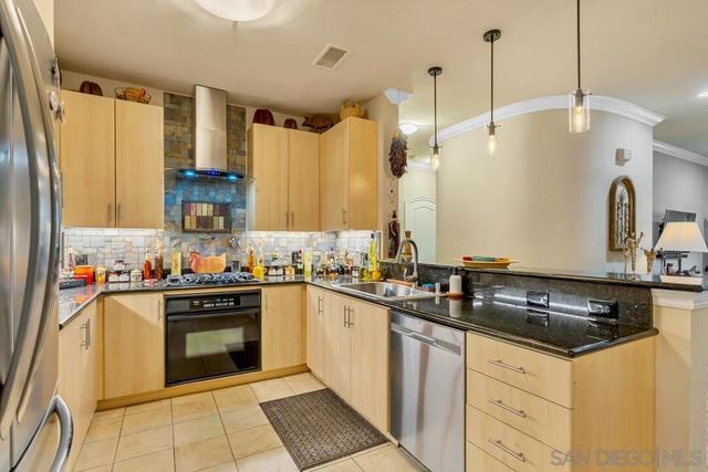 1225 Island Ave. 304, San Diego, CA 92101
