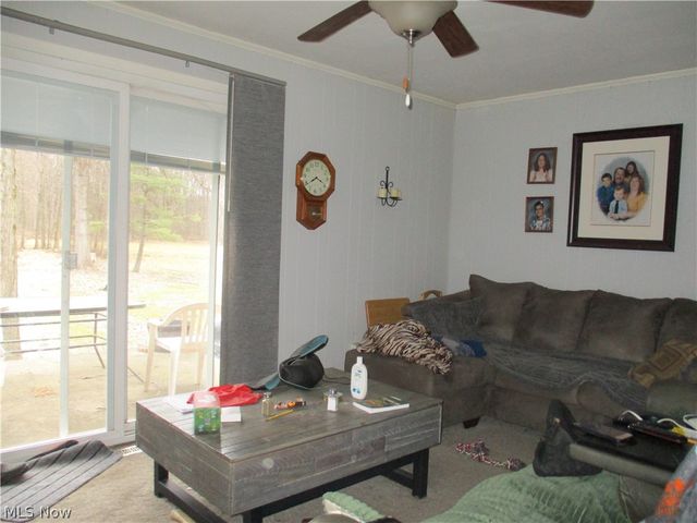 256 Warner Road, Hubbard, OH 44425