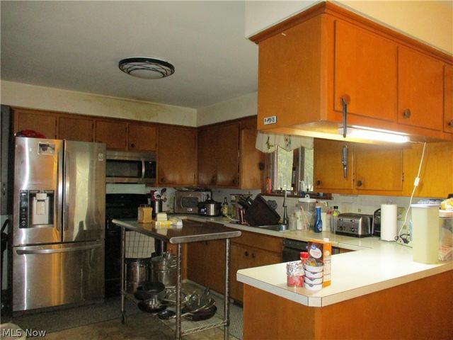 256 Warner Road, Hubbard, OH 44425