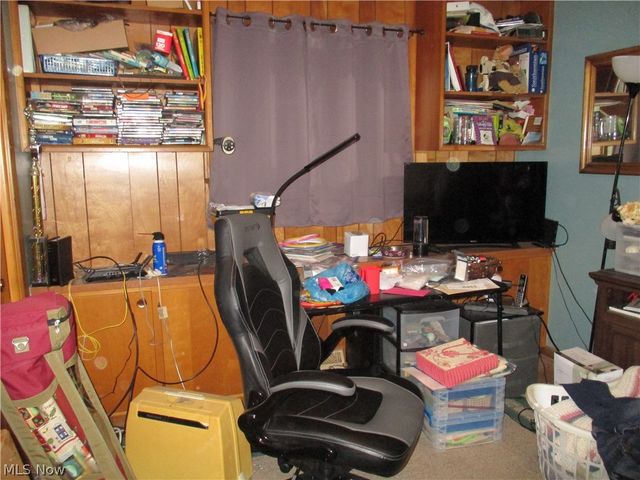 256 Warner Road, Hubbard, OH 44425