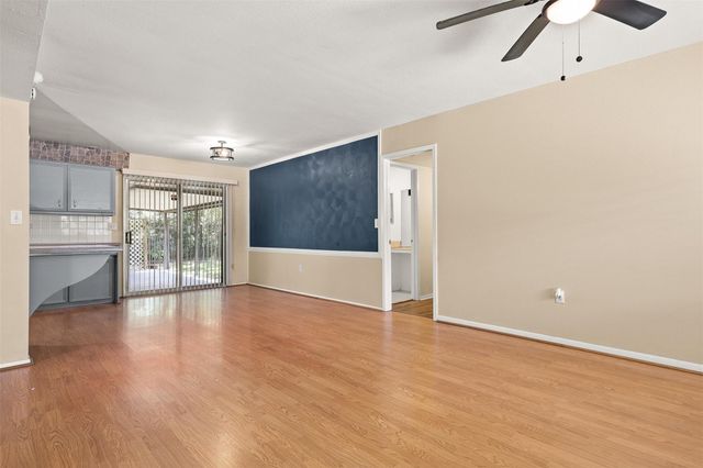 1927 Ramada Drive, Houston, TX 77062