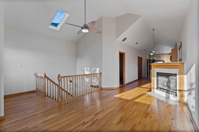 1247 N Rockwell Street 3, Chicago, IL 60622