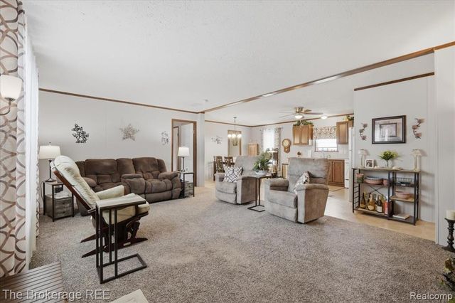 9542 Foxwell Circle, Fenton, MI 48430