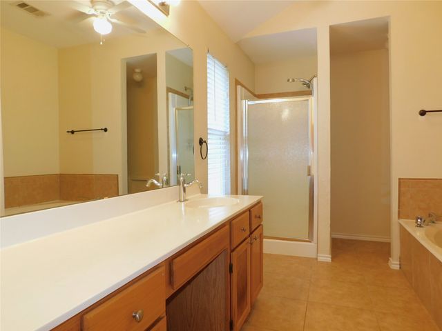 326 Ashley Oak Lane, Lake Dallas, TX 75065