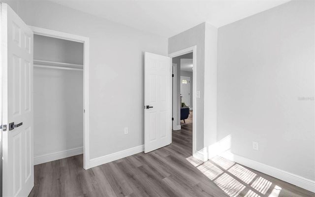 1915 E POWHATAN AVENUE, Tampa, FL 33610