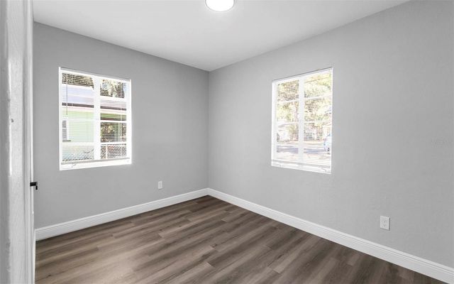 1915 E POWHATAN AVENUE, Tampa, FL 33610