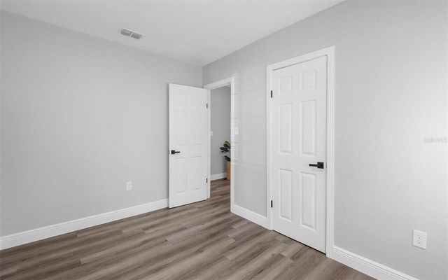 1915 E POWHATAN AVENUE, Tampa, FL 33610