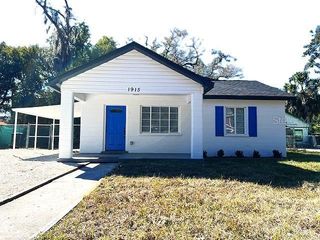 1915 E POWHATAN AVENUE, Tampa, FL 33610