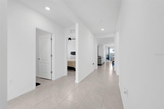 11400 AMBER RIDGE DRIVE, Zellwood, FL 32798