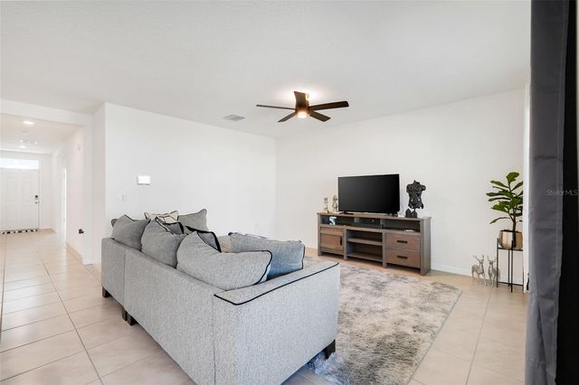 11400 AMBER RIDGE DRIVE, Zellwood, FL 32798