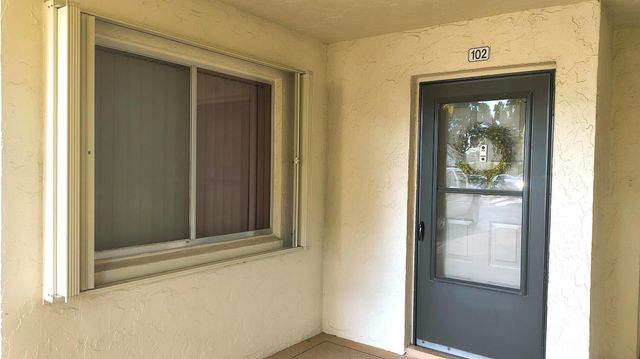 3178 Via Poinciana 102, Lake Worth, FL 33467