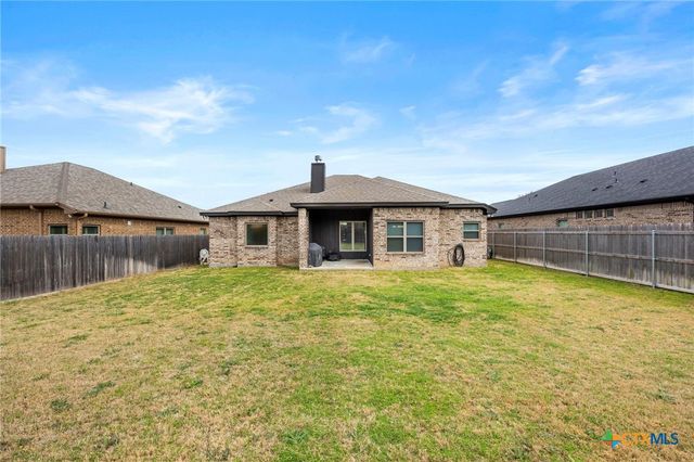 512 Holstein Drive, Belton, TX 76513