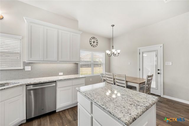 512 Holstein Drive, Belton, TX 76513