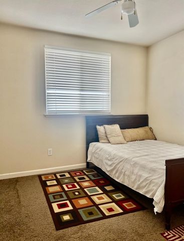 10049 Macon Dr, Stockton, CA 95209