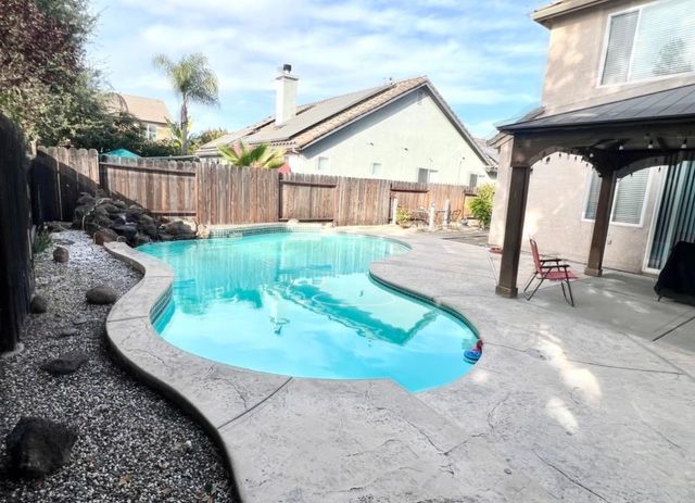 10049 Macon Dr, Stockton, CA 95209