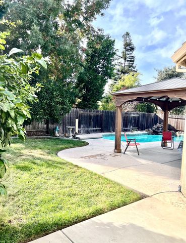 10049 Macon Dr, Stockton, CA 95209