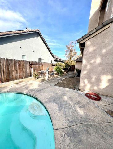 10049 Macon Dr, Stockton, CA 95209