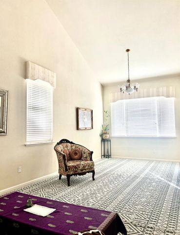 10049 Macon Dr, Stockton, CA 95209