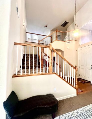 10049 Macon Dr, Stockton, CA 95209