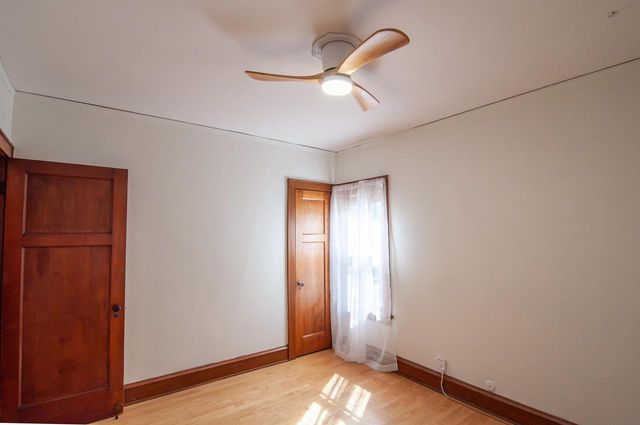 5925 W Lloyd STREET, Milwaukee, WI 53208