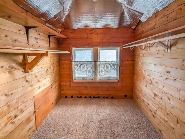 5925 W Lloyd STREET, Milwaukee, WI 53208