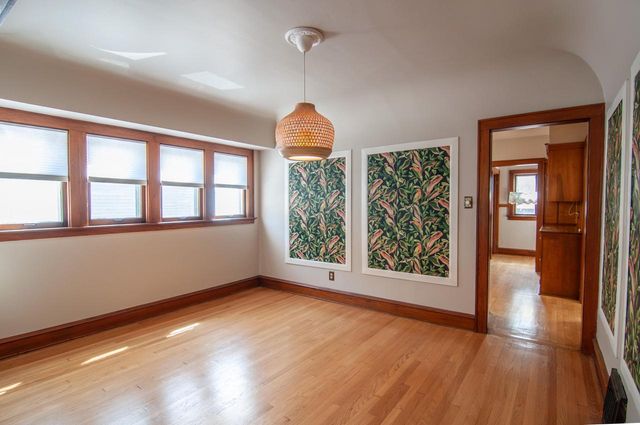 5925 W Lloyd STREET, Milwaukee, WI 53208