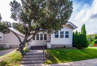 5925 W Lloyd STREET, Milwaukee, WI 53208