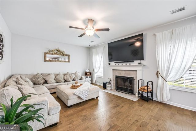 4221 Cornwall, Forsyth, GA 31029