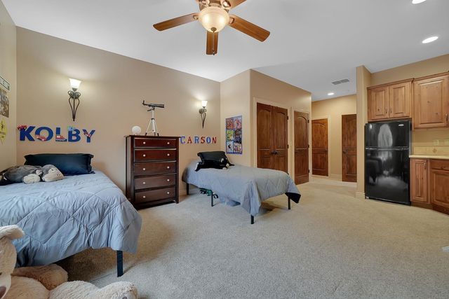 13707 Petersen Ranch Dr, Pine Grove, CA 95665