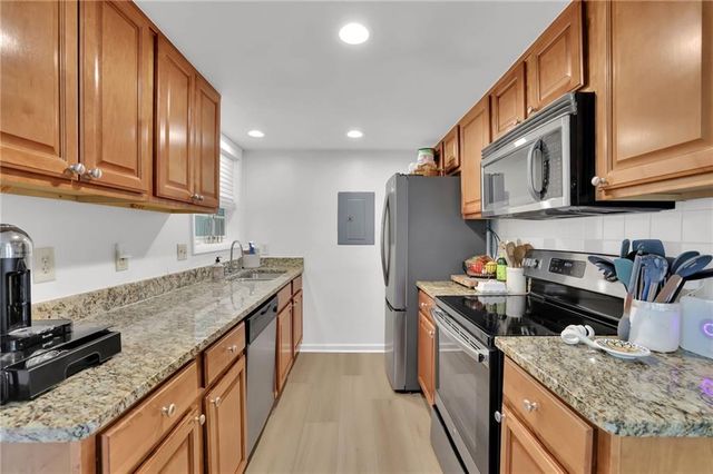 6900 Roswell Road 4I, Atlanta, GA 30328