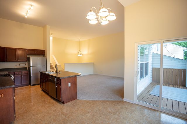 23045 Ironwood Drive, Plainfield, IL 60586