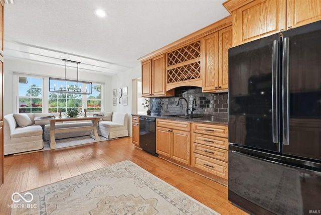 1002 S 8th Street, Upland, IN 46989