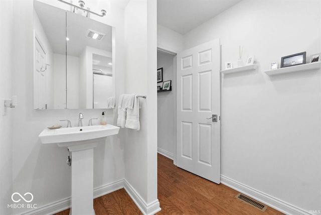 1002 S 8th Street, Upland, IN 46989